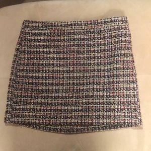 Loft, size 12, woven mini skirt